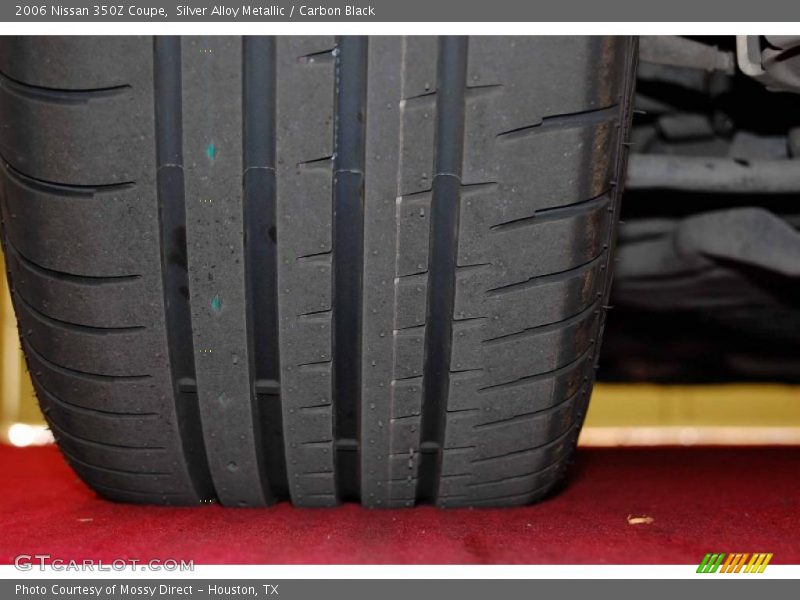 Silver Alloy Metallic / Carbon Black 2006 Nissan 350Z Coupe