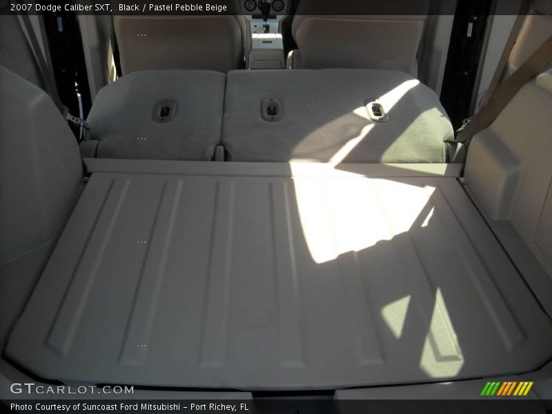 Black / Pastel Pebble Beige 2007 Dodge Caliber SXT