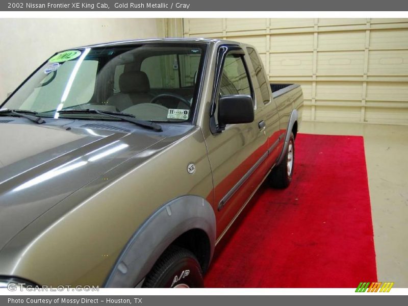 Gold Rush Metallic / Gray 2002 Nissan Frontier XE King Cab