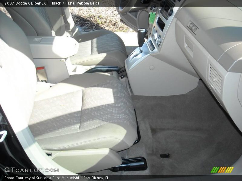 Black / Pastel Pebble Beige 2007 Dodge Caliber SXT
