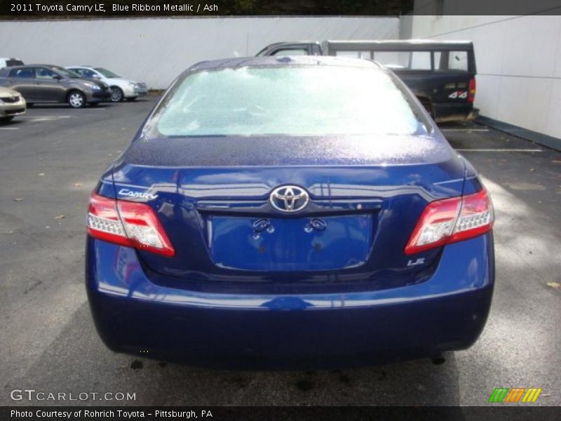 Blue Ribbon Metallic / Ash 2011 Toyota Camry LE
