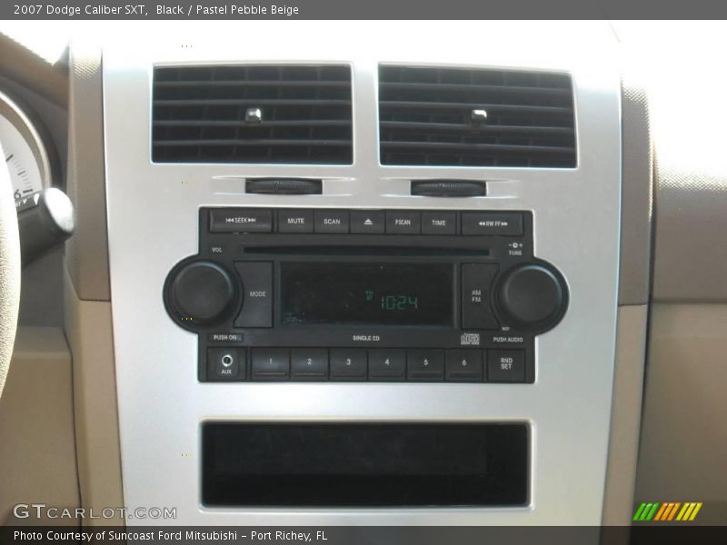 Black / Pastel Pebble Beige 2007 Dodge Caliber SXT