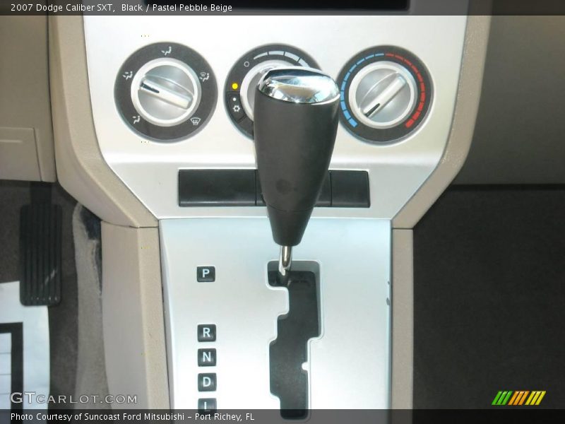 Black / Pastel Pebble Beige 2007 Dodge Caliber SXT