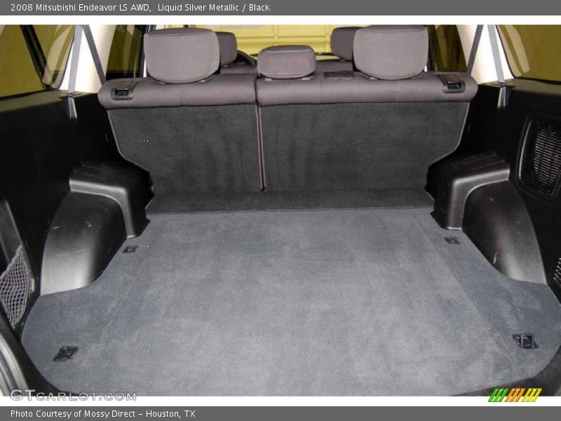  2008 Endeavor LS AWD Trunk