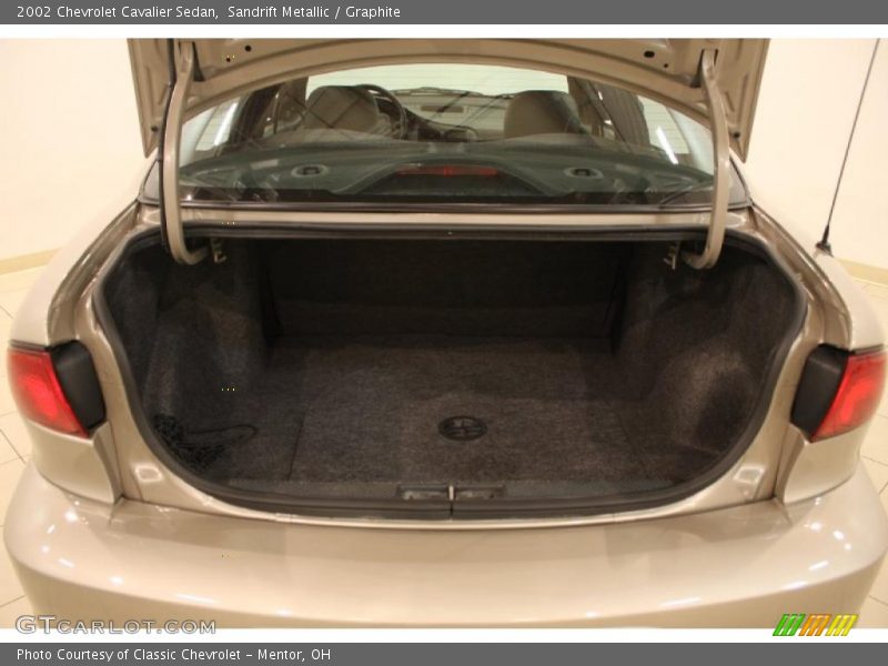  2002 Cavalier Sedan Trunk