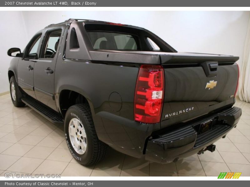 Black / Ebony 2007 Chevrolet Avalanche LT 4WD