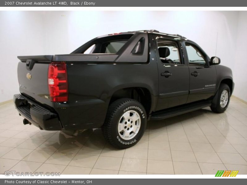 Black / Ebony 2007 Chevrolet Avalanche LT 4WD