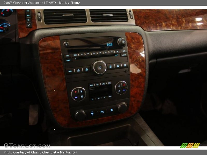 Black / Ebony 2007 Chevrolet Avalanche LT 4WD