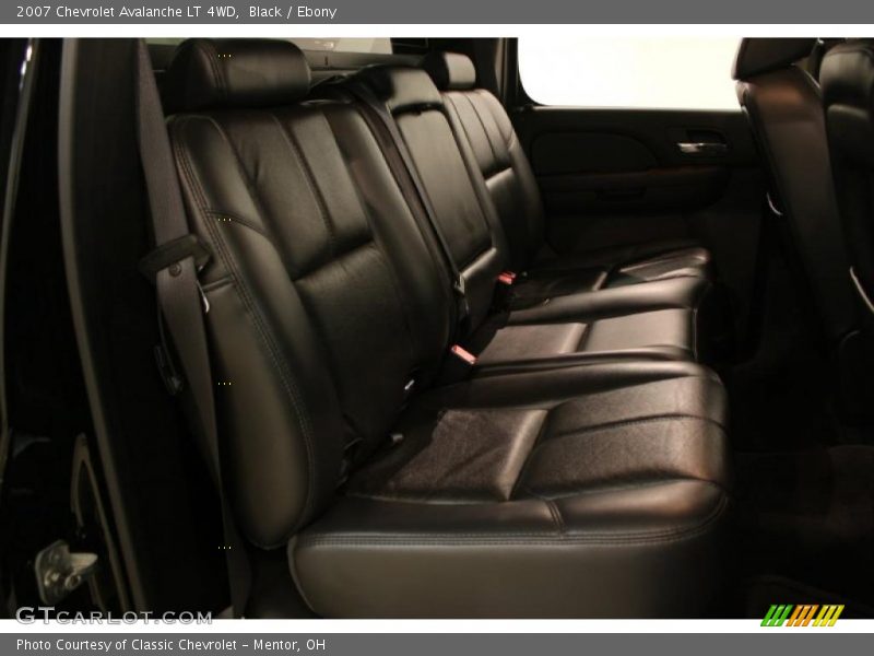 Black / Ebony 2007 Chevrolet Avalanche LT 4WD