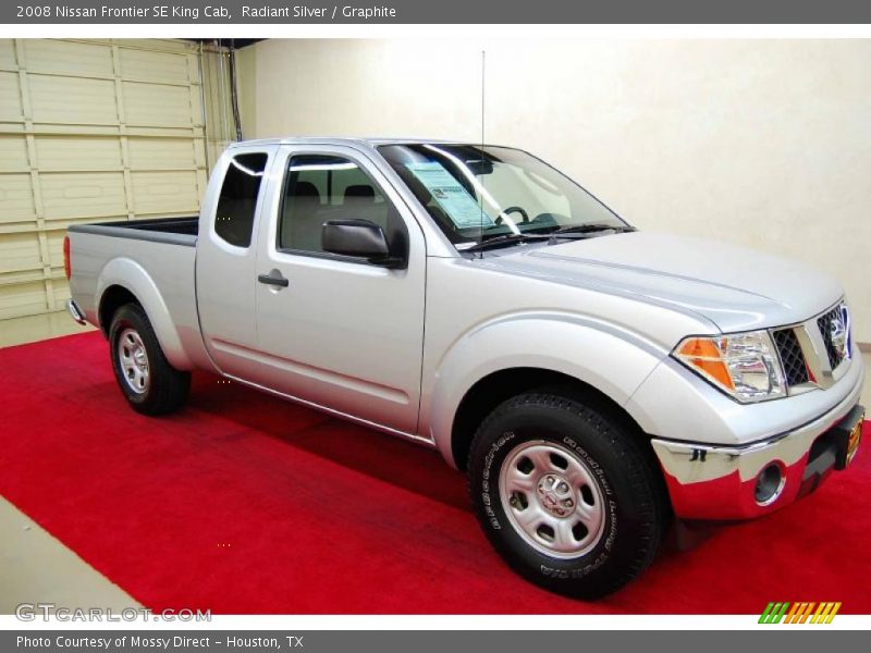 Radiant Silver / Graphite 2008 Nissan Frontier SE King Cab