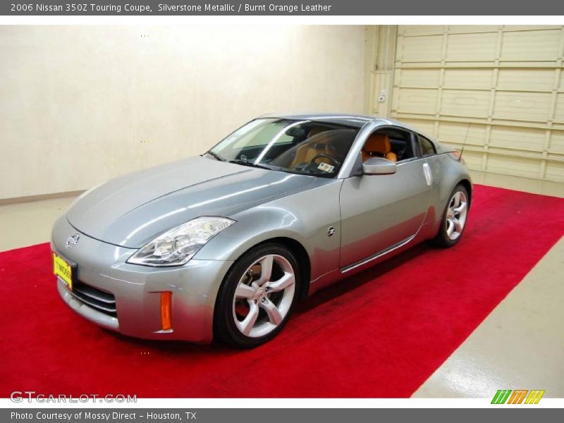 Front 3/4 View of 2006 350Z Touring Coupe