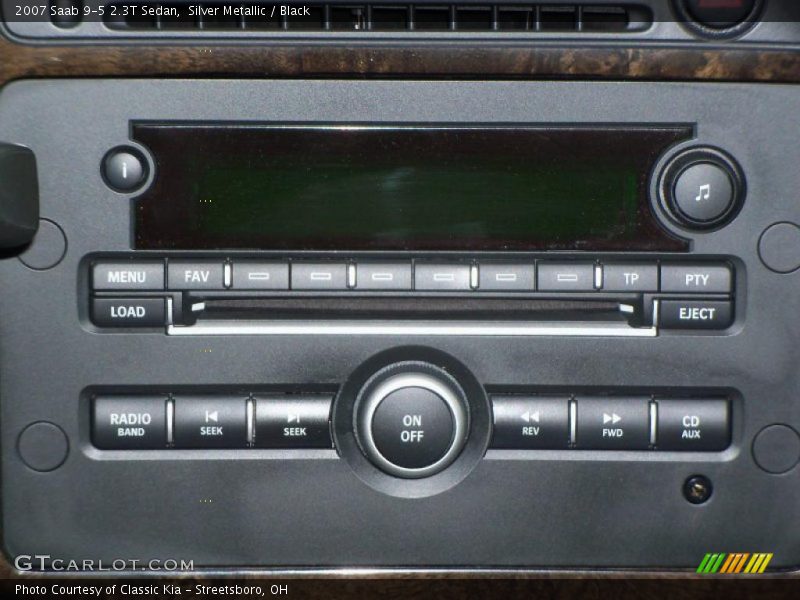 Controls of 2007 9-5 2.3T Sedan