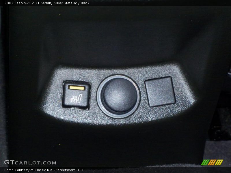 Silver Metallic / Black 2007 Saab 9-5 2.3T Sedan