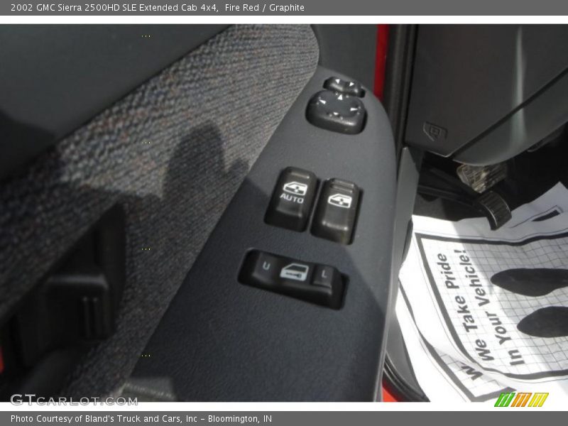 Fire Red / Graphite 2002 GMC Sierra 2500HD SLE Extended Cab 4x4