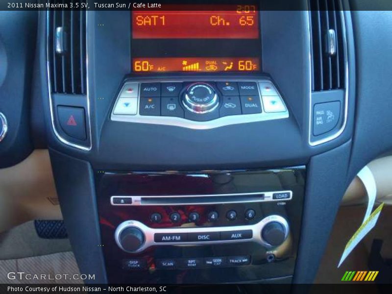 Controls of 2011 Maxima 3.5 SV