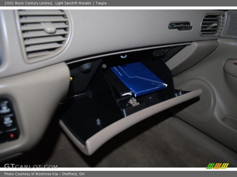 Light Sandrift Metallic / Taupe 2002 Buick Century Limited