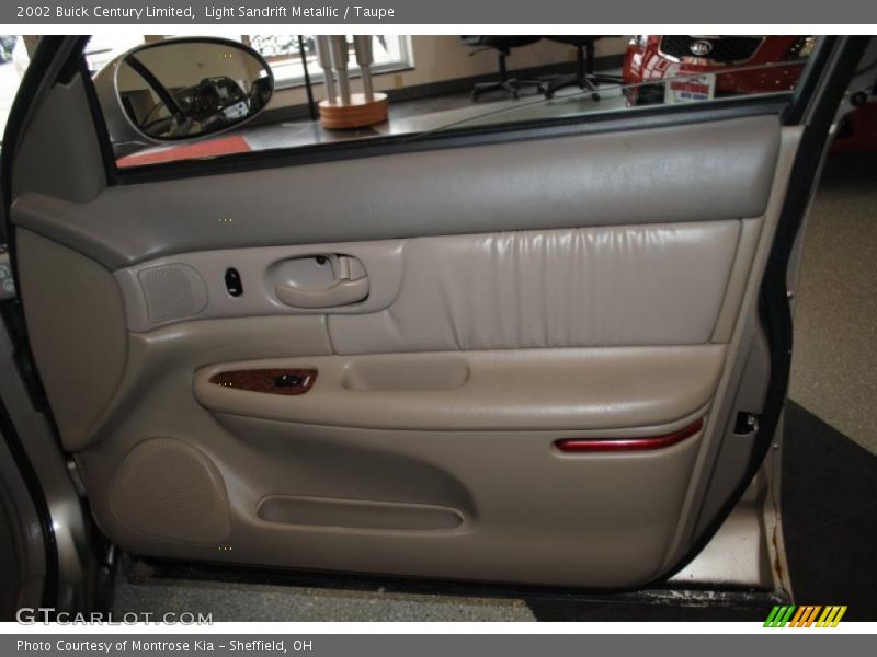 Light Sandrift Metallic / Taupe 2002 Buick Century Limited