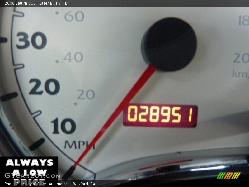 Laser Blue / Tan 2006 Saturn VUE