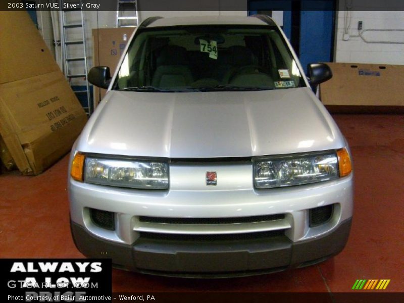 Silver / Gray 2003 Saturn VUE