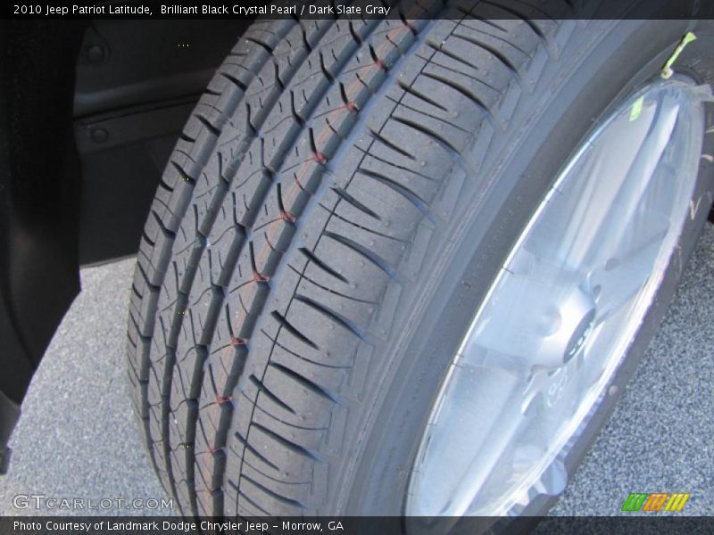 Brilliant Black Crystal Pearl / Dark Slate Gray 2010 Jeep Patriot Latitude