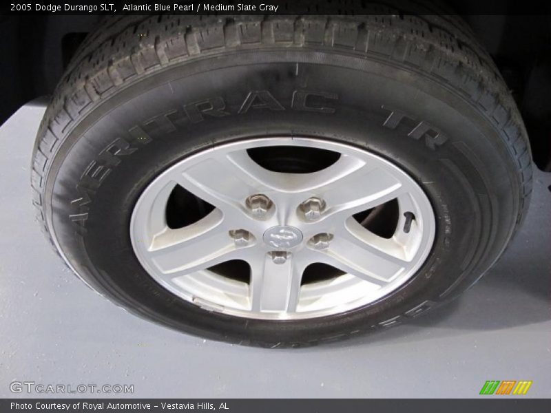  2005 Durango SLT Wheel