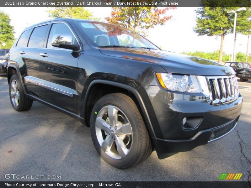 Front 3/4 View of 2011 Grand Cherokee Overland