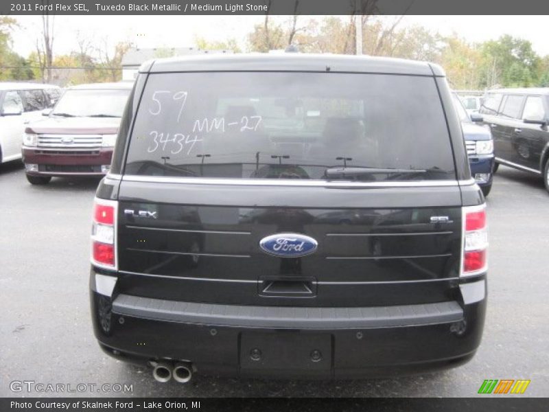 Tuxedo Black Metallic / Medium Light Stone 2011 Ford Flex SEL