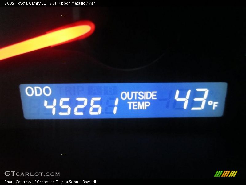 Blue Ribbon Metallic / Ash 2009 Toyota Camry LE