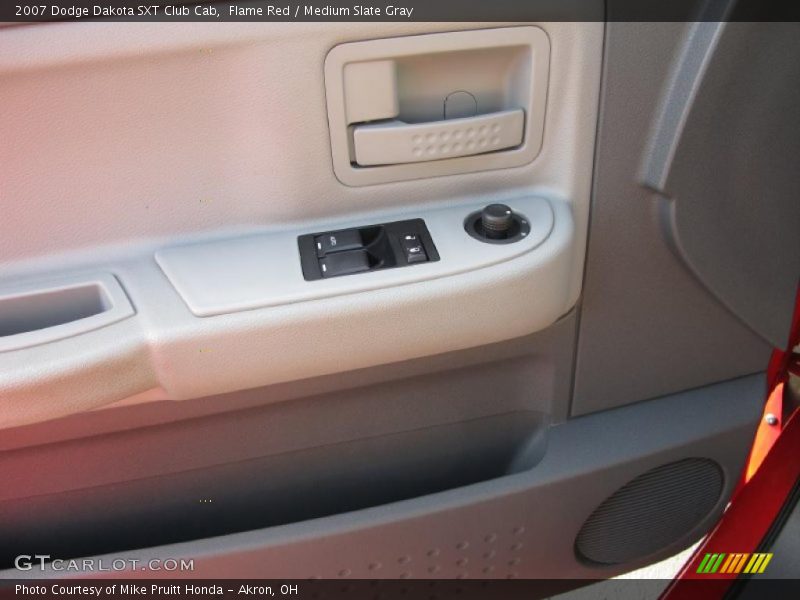 Flame Red / Medium Slate Gray 2007 Dodge Dakota SXT Club Cab