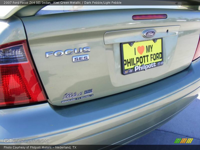 Kiwi Green Metallic / Dark Pebble/Light Pebble 2007 Ford Focus ZX4 SES Sedan