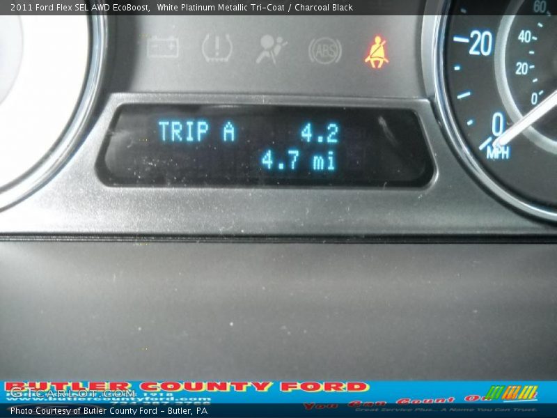 White Platinum Metallic Tri-Coat / Charcoal Black 2011 Ford Flex SEL AWD EcoBoost