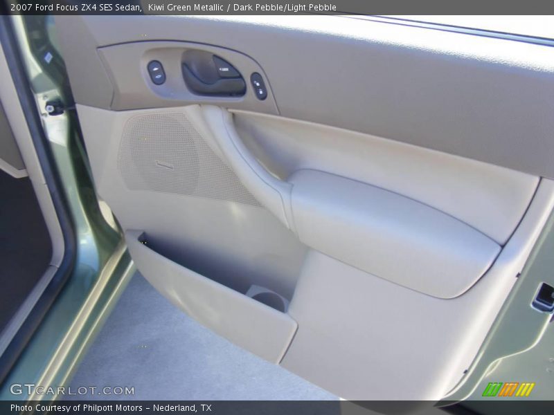Kiwi Green Metallic / Dark Pebble/Light Pebble 2007 Ford Focus ZX4 SES Sedan