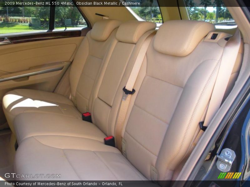  2009 ML 550 4Matic Cashmere Interior