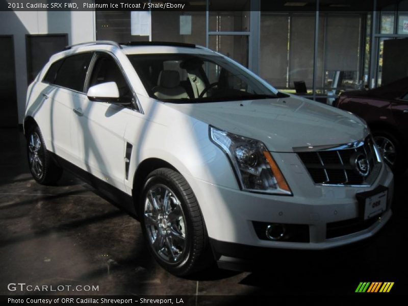 Platinum Ice Tricoat / Shale/Ebony 2011 Cadillac SRX FWD