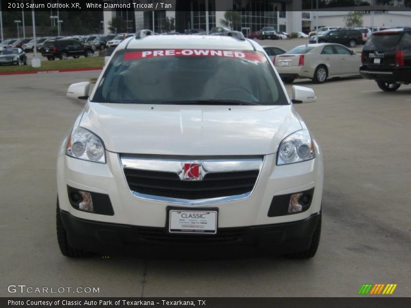 White Diamond Tricoat / Tan 2010 Saturn Outlook XR
