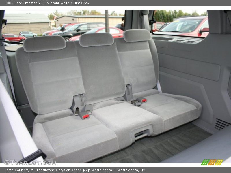  2005 Freestar SES Flint Grey Interior