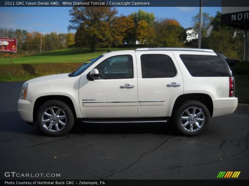 White Diamond Tintcoat / Cocoa/Light Cashmere 2011 GMC Yukon Denali AWD