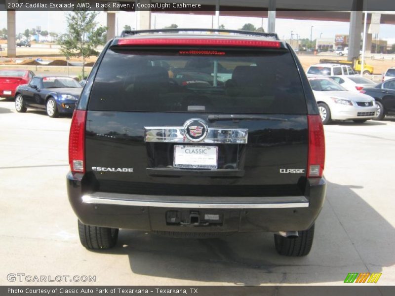 Black Raven / Cocoa/Light Cashmere 2007 Cadillac Escalade AWD