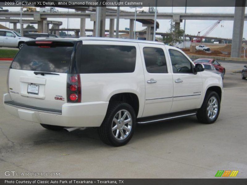 White Diamond Tricoat / Cocoa/Light Cashmere 2009 GMC Yukon XL Denali