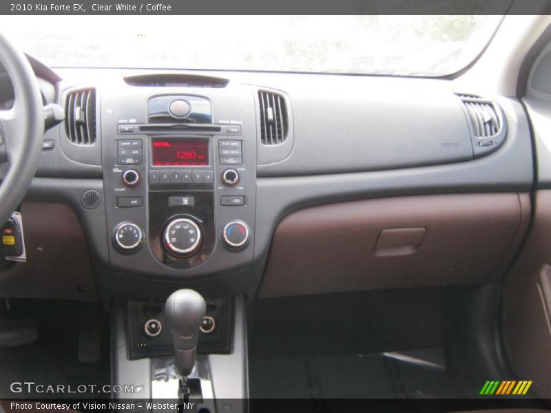 Clear White / Coffee 2010 Kia Forte EX