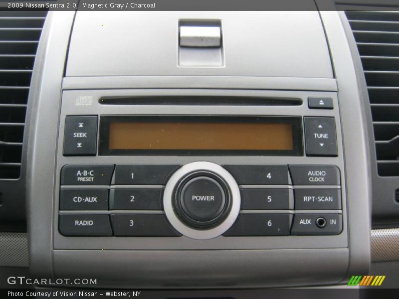 Magnetic Gray / Charcoal 2009 Nissan Sentra 2.0