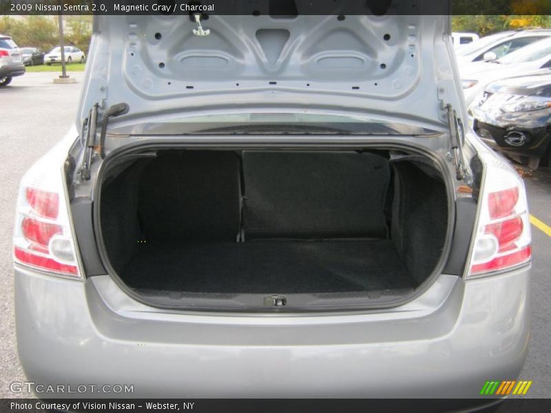 Magnetic Gray / Charcoal 2009 Nissan Sentra 2.0