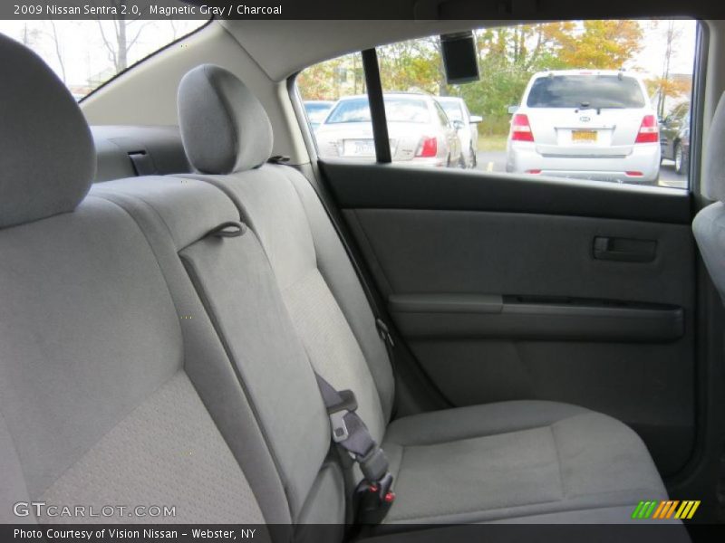 Magnetic Gray / Charcoal 2009 Nissan Sentra 2.0