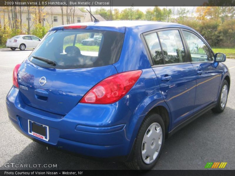 Blue Metallic / Charcoal 2009 Nissan Versa 1.8 S Hatchback