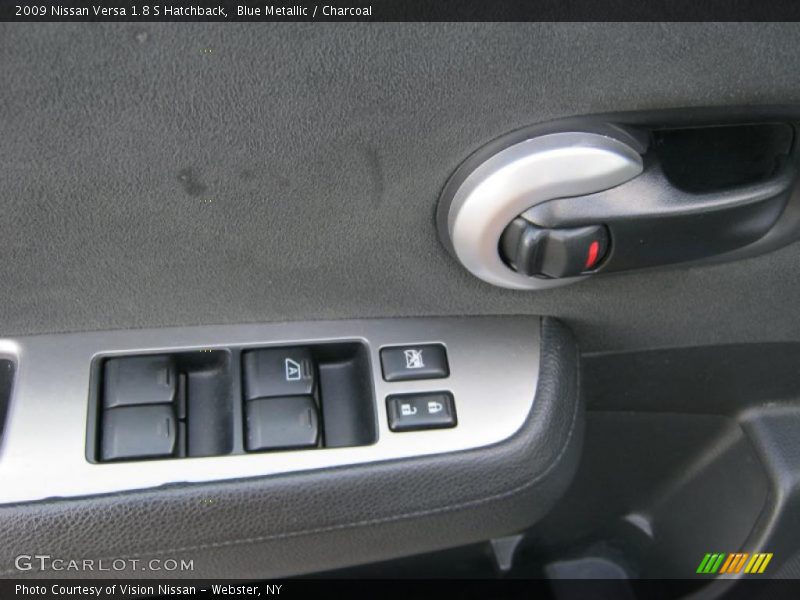 Blue Metallic / Charcoal 2009 Nissan Versa 1.8 S Hatchback
