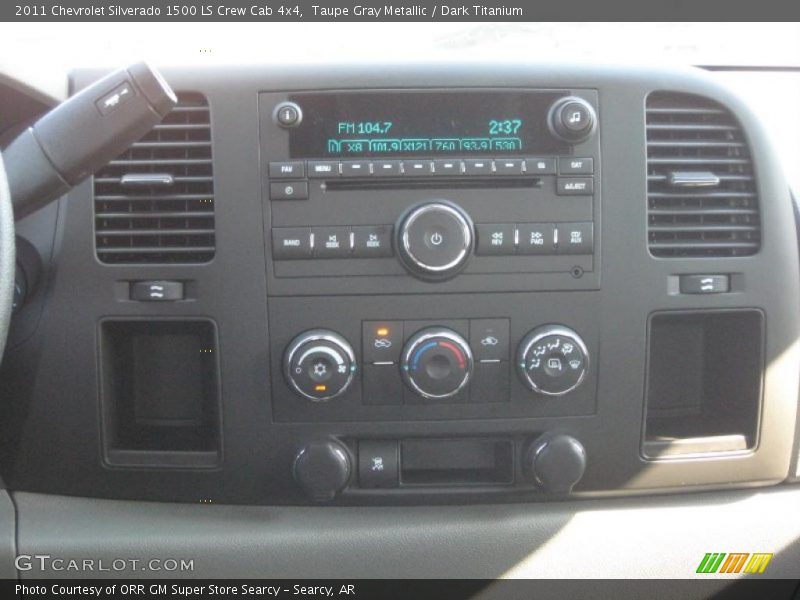 Controls of 2011 Silverado 1500 LS Crew Cab 4x4