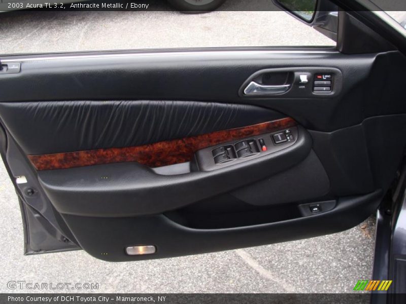  2003 TL 3.2 Ebony Interior