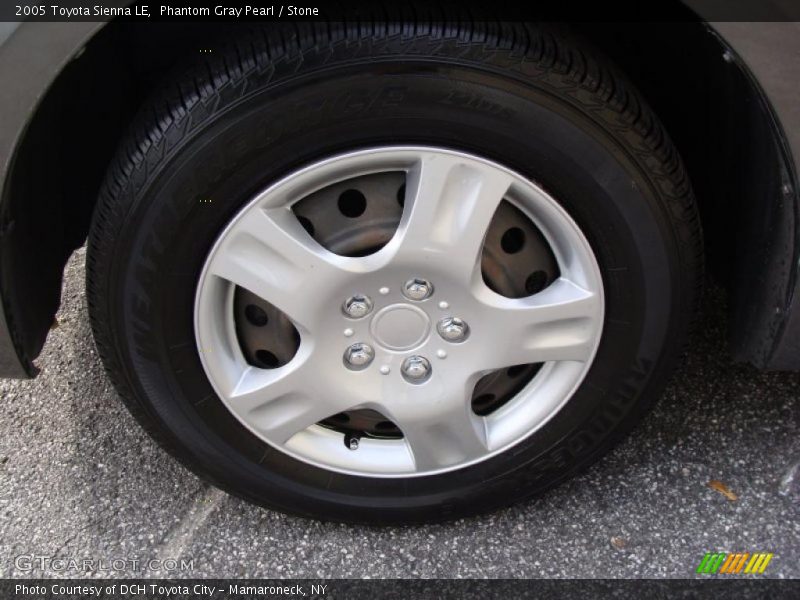 Phantom Gray Pearl / Stone 2005 Toyota Sienna LE
