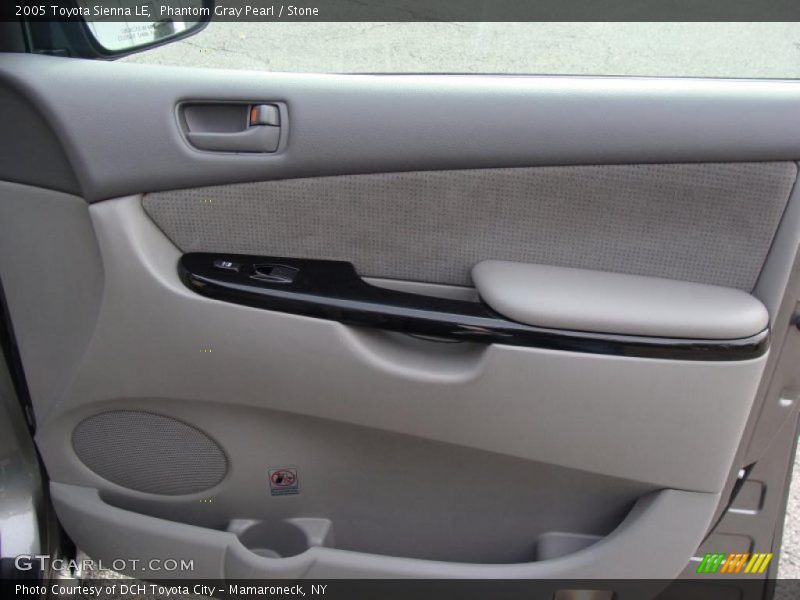 Phantom Gray Pearl / Stone 2005 Toyota Sienna LE