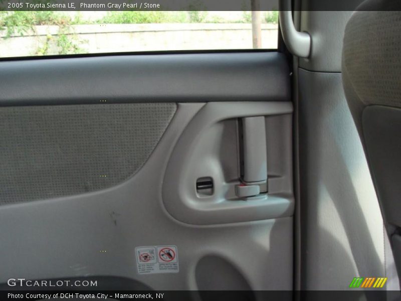 Phantom Gray Pearl / Stone 2005 Toyota Sienna LE